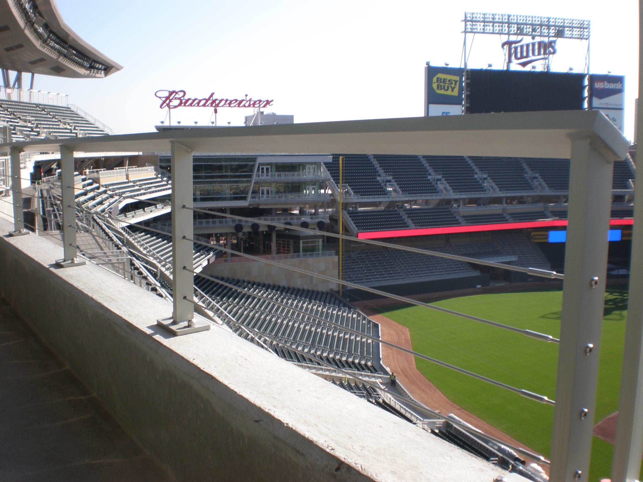 Target Field Mesh Railings Aluminum Guardrail