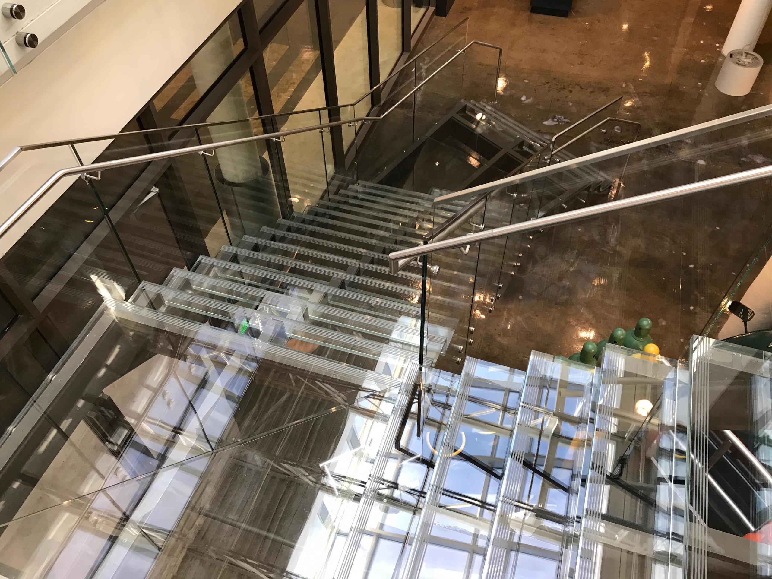 Glass Stair Treads and Railings - NexAir