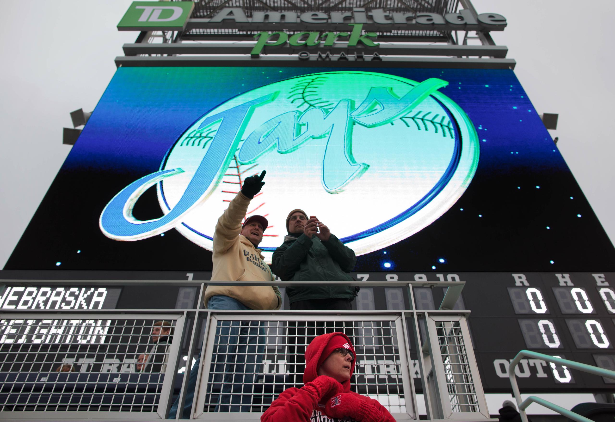 TD Ameritrade park Omaha NE - Mesh Railings