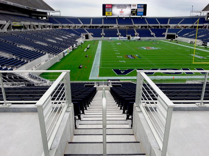 Citrus Bowl Picket Railing