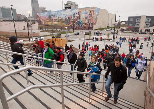 TD Ameritrade park Omaha NE - Mesh Railings