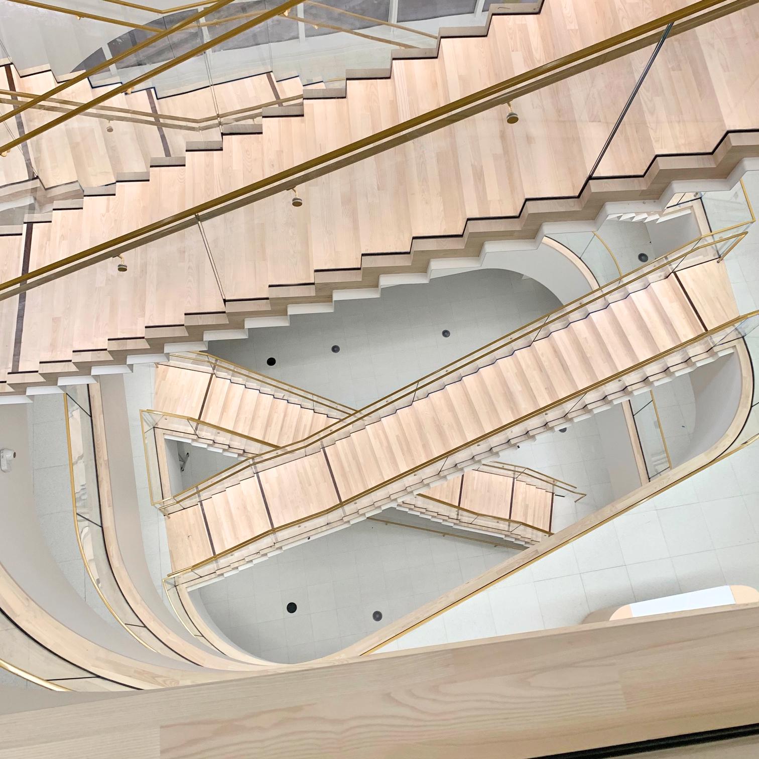 Glass Railings - Stairway at Accenture Salesforce Tower