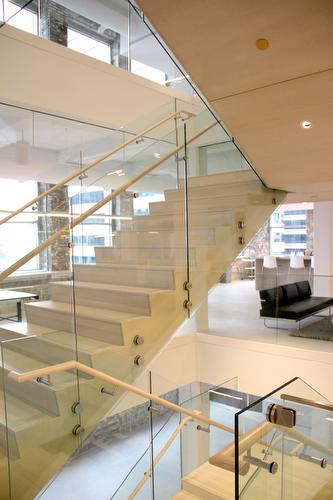 Point Supported Glass Railings