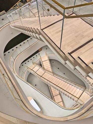 Glass Railings - Stairway at Accenture Salesforce Tower