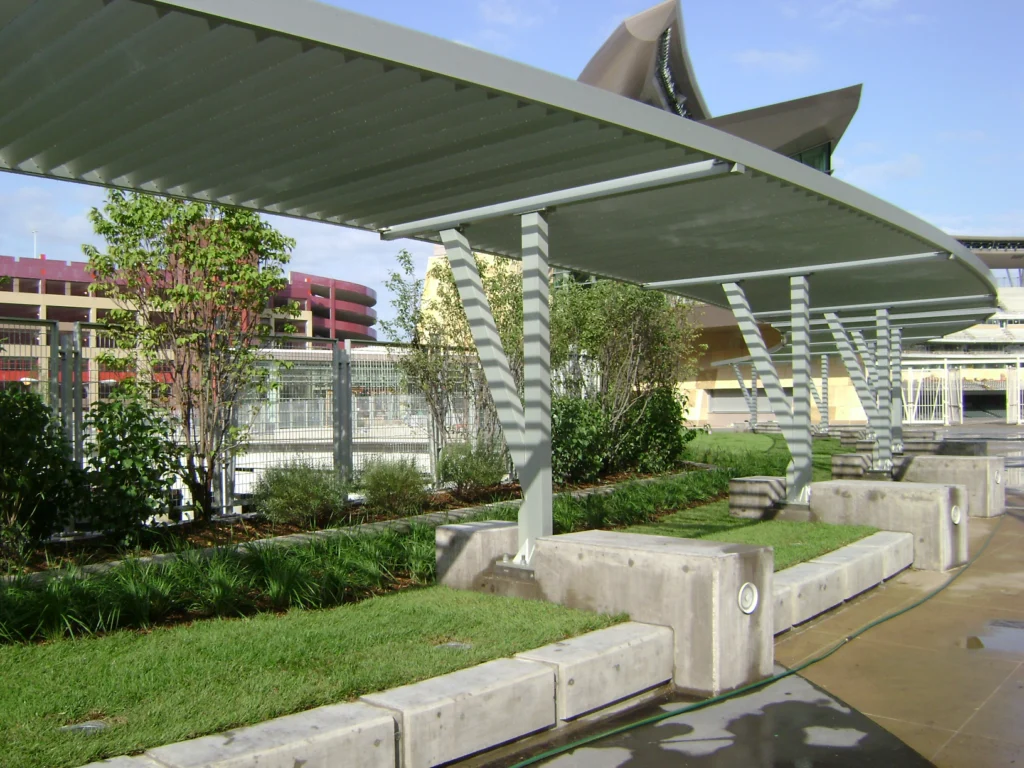 Architectural Railings, Metal & Glazing Archives - Sightline Commercial ...